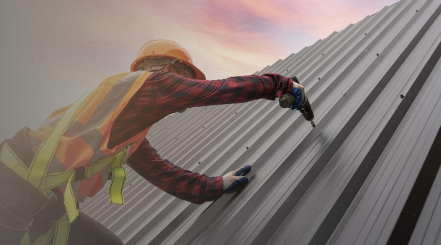 Professional gutter cleaning in Stockton, UT